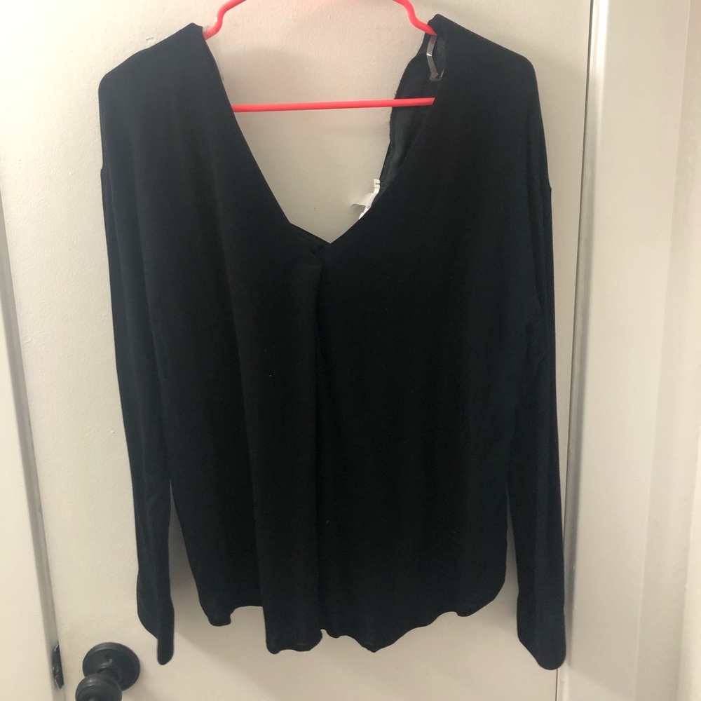 Leith long sleeve blouse size medium